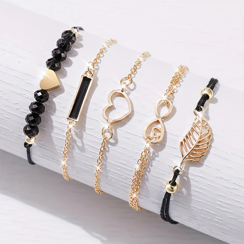 6-Piece Women's Luxury Watch and Bracelet Set – Leather Band Analog Quartz Watch with Fashion Accessories